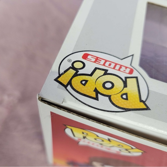 Funko POP! Rides Elastigirl On Elasticycle Figure #45 - Picture 5 of 5